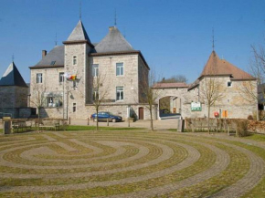 Отель Holiday Home Domaine de Villers-Ste-Gertrude-1  Вилер-Сен-Жертруд